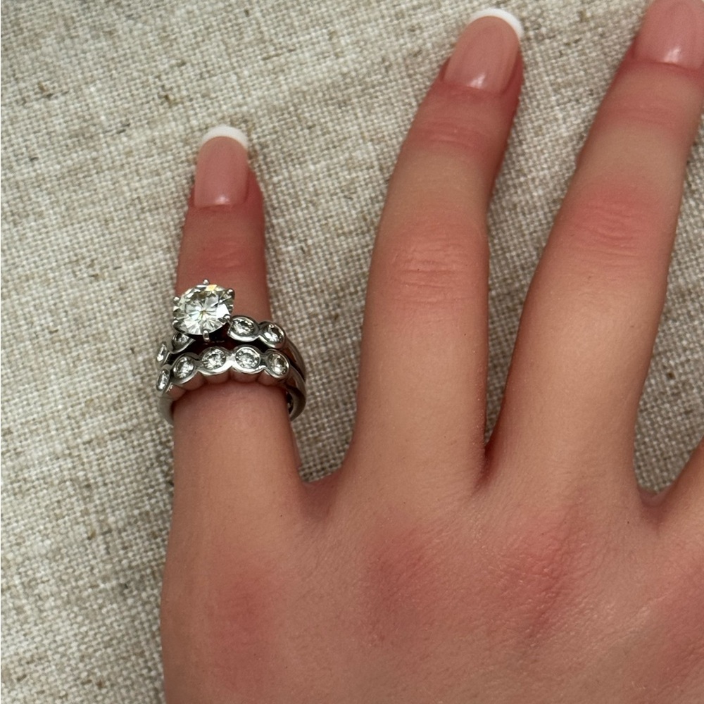 14k Solid White Gold Moissanite Ring - image 6